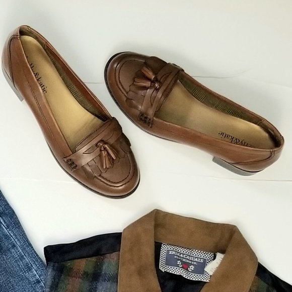 FIND THESE BEAUTIES & SO MUCH MORE IN MY CLOSET! - Picture 5 of 5